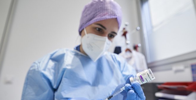 Cantabria prevé empezar a vacunar a población de 40 a 49 años la próxima semana