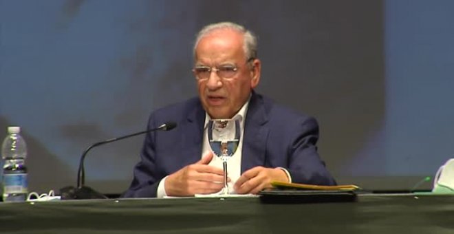 Alfonso Guerra defiende que "no es verdad" que los indultos sean "de libre disposición" del Ejecutivo