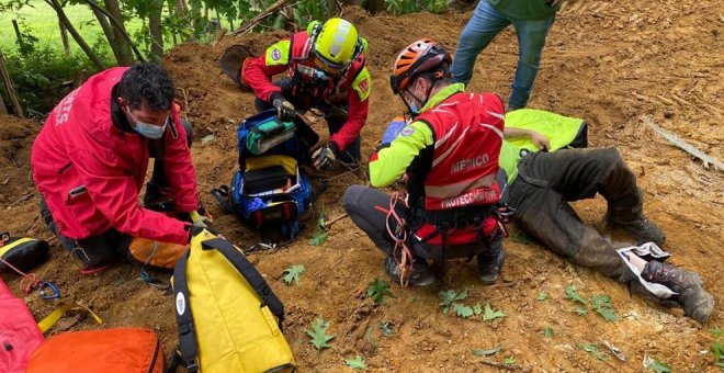 Herido un trabajador en Santa María de Cayón tras caerle un árbol encima