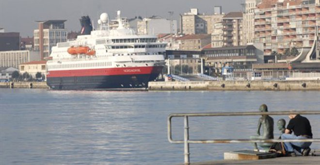 El Puerto de Santander se prepara para recibir cruceros turísticos tras aprobarse su regreso
