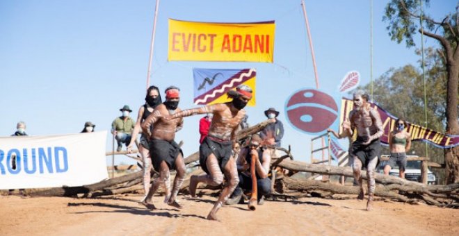 La nación aborigen Wangan y Jagalingou se opone a una desastrosa mina nueva de carbón en Australia