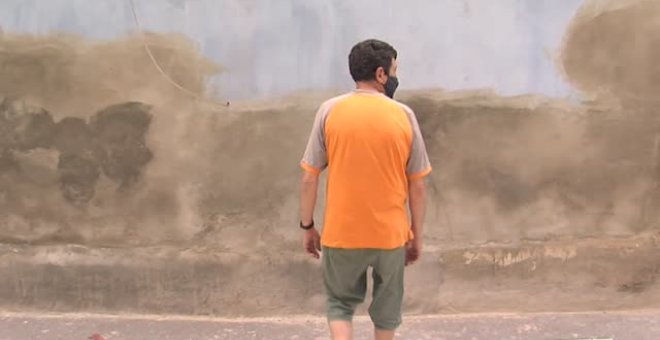 Repintan tres pasos de peatones inútiles en Murcia