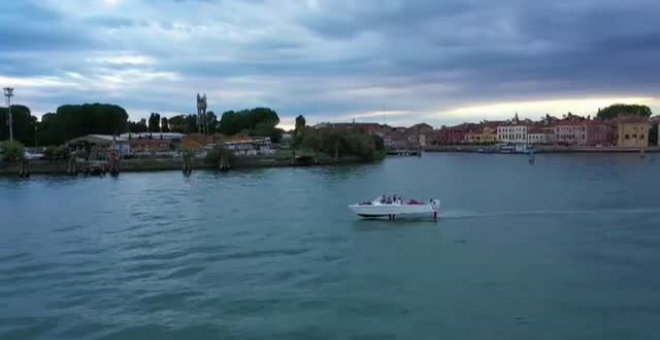 Barcas eléctricas para proteger el patrimonio arquitectónico en Venecia