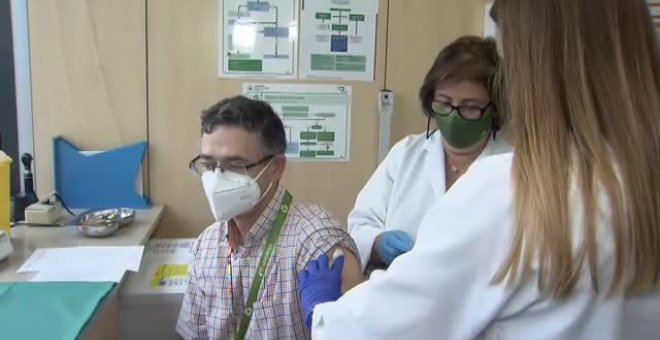 Grandes empresas valencianas ya vacunan a sus empleados