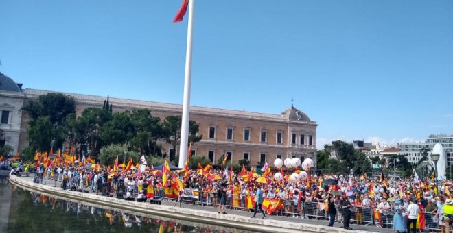 25.000 personas se concentran en la plaza de Colón contra los indultos