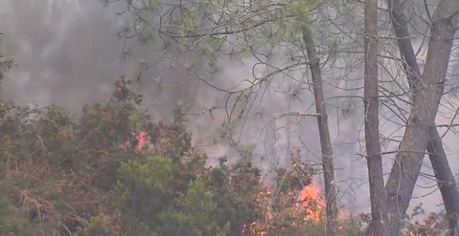 Un rayo origina un grave incendio en la localidad pontevedresa de Salvaterra do Miño