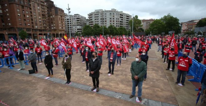 Los trabajadores de la industria asturiana subirán la presión sobre el Gobierno