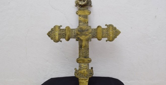 Tesoros del gótico: descubren una cruz procesional única en la provincia de Guadalajara