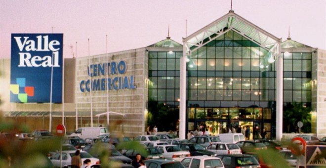 UGT pide adelantar 30 minutos el horario de apertura y cierre del centro comercial Valle Real