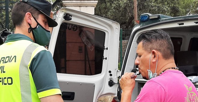 Los controles de alcohol y drogas en carretera se intensificarán esta semana con 2.500 pruebas en Cantabria