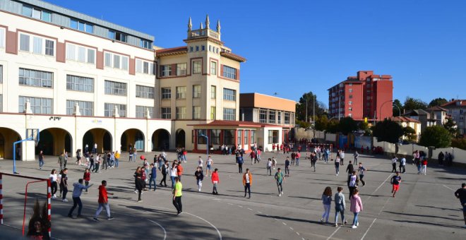 Cierra una nueva aula en Cantabria, con lo que suben a cuatro las confinadas