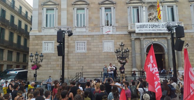 Milers de persones arreu de Catalunya reclamen l'absolució de Marcel Vivet