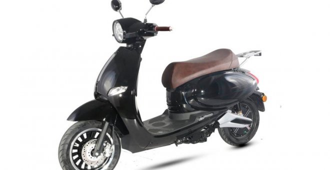 Este es el scooter eléctrico que vende Norauto por 1.800 euros