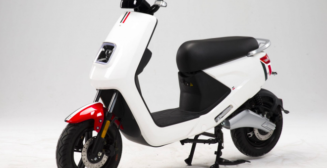 Este es el scooter eléctrico que vende Carrefour: hasta 120 km y cuesta menos que cualquier bici eléctrica