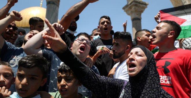La brutal muerte durante una detención de un activista crítico levanta a miles de palestinos contra Abás