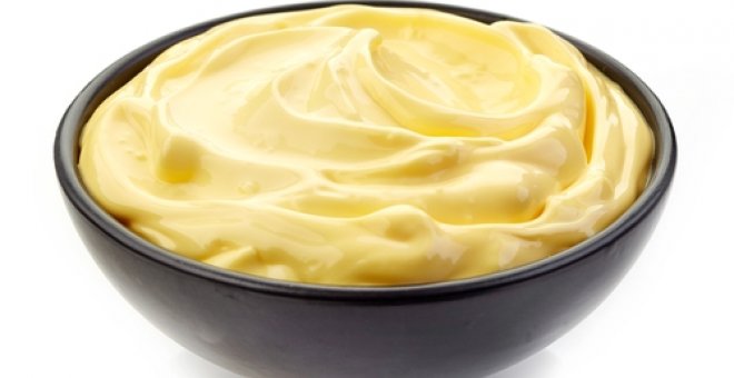 Pato confinado - Receta de mayonesa casera con batidora (y truco infalible para que no se corte)
