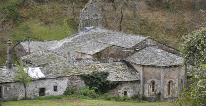 Un monasterio medieval en Galicia por el precio de un piso barato en Madrid