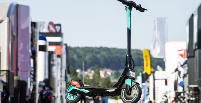 Estilo y rendimiento en el nuevo PSRT Velocifero Mad Air Scooter