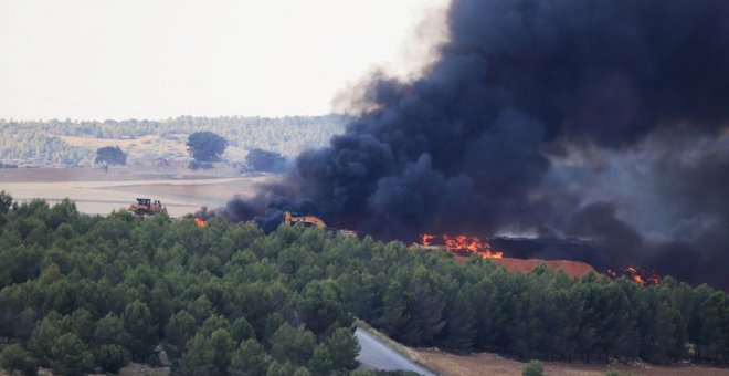 Se incendia en Almonacid del Marquesado el mayor vertedero privado de España