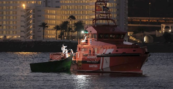 Caminando Fronteras alerta de la muerte de 40 personas, entre ellas dos niños, en el naufragio de una patera rumbo a Canarias