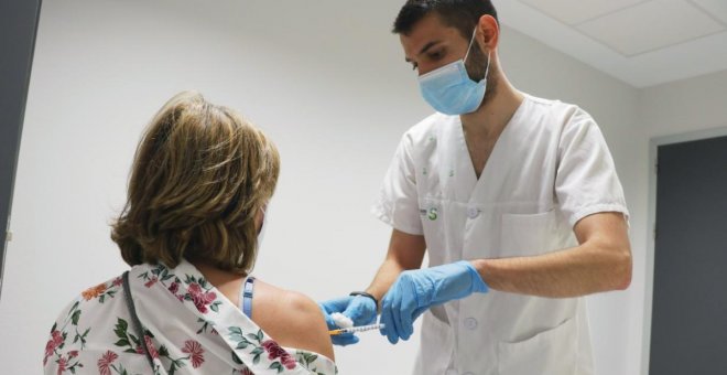 El sistema de autocita para la vacuna estará "plenamente operativo" la próxima semana en Castilla-la Mancha