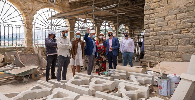 Las principales restauraciones de la iglesia Santa María de Castro acabarán en agosto