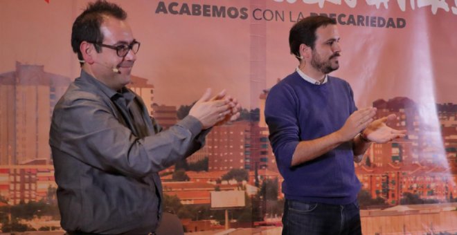 IU y Podemos arremeten contra Page por criticar a Garzón y le acusan de trabajar para el lobby de las macrogranjas