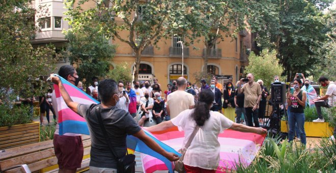 Agressió homòfoba a Barcelona: detingut l'acusat d'intentar matar un home a Sants