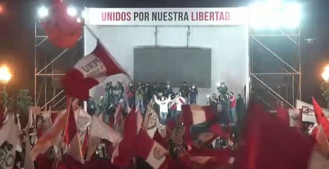 Keiko Fujimori mantiene la acusación de fraude electoral en una nueva protesta en Lima