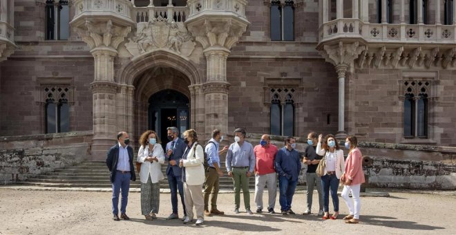 El Palacio de Sobrellano recupera su esplendor tras una restauración de 200.000 euros