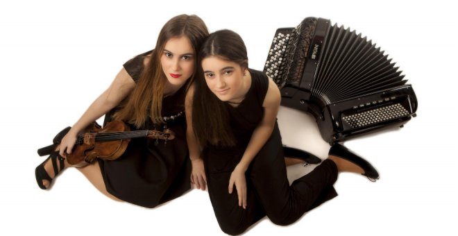 Marta y Cristina Cubas y la compañía Dante actuarán esta semana en el Festival de Verano de Camargo