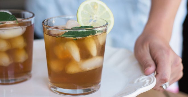 Ideas de bebidas refrescantes con infusiones frías