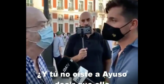 La pregunta capciosa (sobre Pablo Iglesias) de un reportero le estalla en la cara: "Para ser periodista bien tonto que eres"