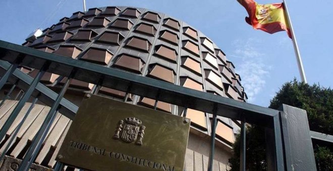Tres magistrados del Constitucional defienden por primera vez investigar crímenes del franquismo