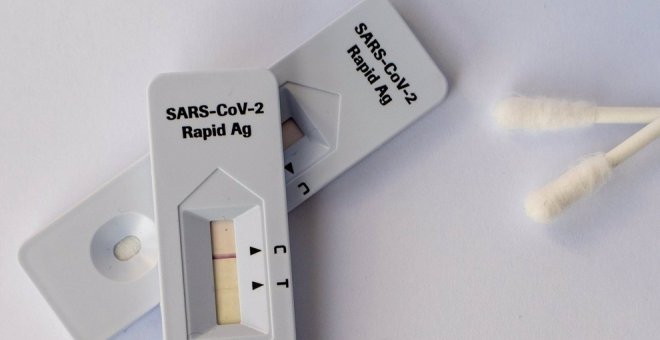 Sanidad espera que los test de antígenos en farmacias tengan un precio de "6 a 10 euros"