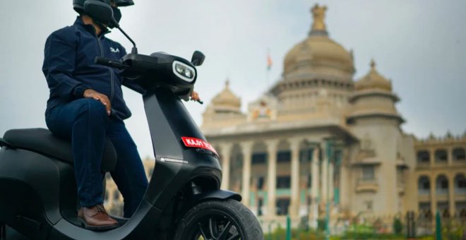 En su primer día disponible, el scooter eléctrico de Ola registra 100.000 peticiones de reserva