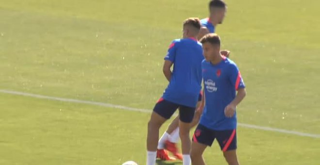 Último entrenamiento del Atlético antes del primer amistoso de la pretemporada