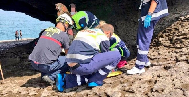 Rescatada una mujer tras caerse en las cuevas de La Ojerada de Ajo