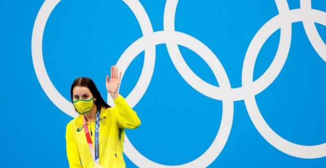 La espontánea y divertida reacción de la nadadora australiana Kaylee McKeown tras ganar la medalla de oro