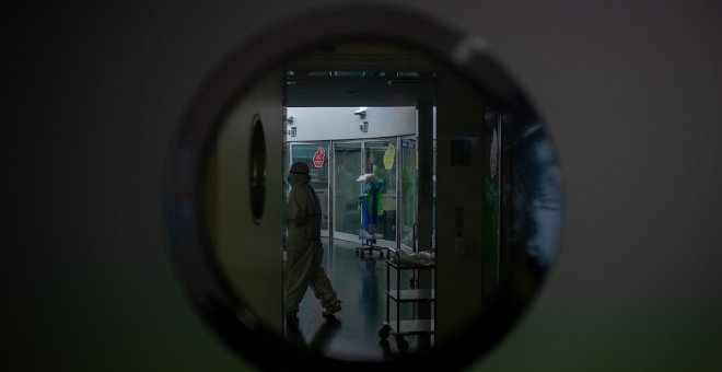 El salario medio de los sanitarios cae 200 euros en plena emergencia por la pandemia