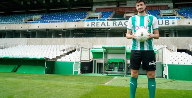 "Las aspiraciones del Racing en Primera RFEF tienen que ser máximas"