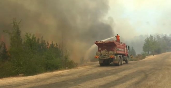 Turquía declara el Estado de Desastre en las regiones devoradas por los incendios forestales