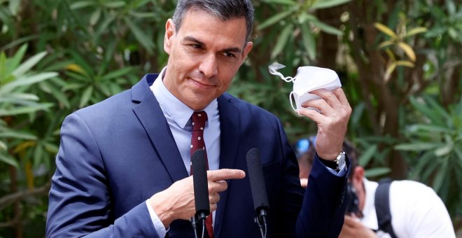 Pedro Sánchez: "Cuando acabe 2021 se habrá pagado de luz lo mismo que en 2018"