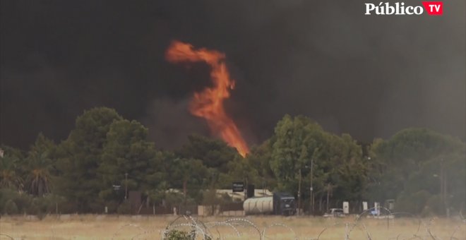 Incendio a las afueras de Atenas en plena ola de calor