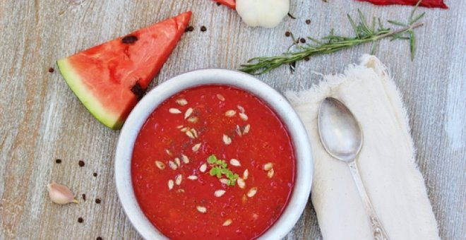 Pato confinado - Receta de verano: Gazpacho de sandía