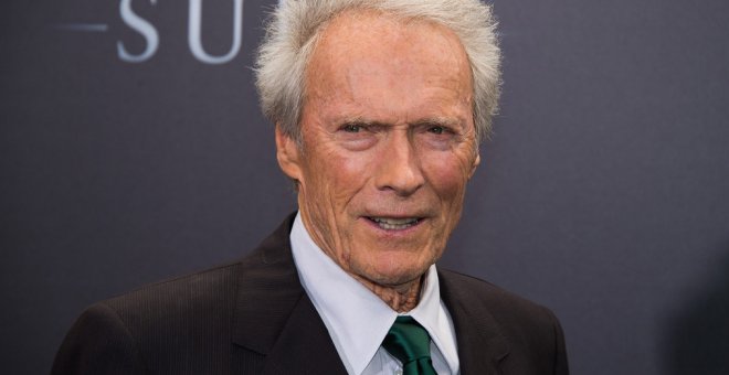 Clint Eastwood recupera su sombrero de cowboy en 'Cry Macho'