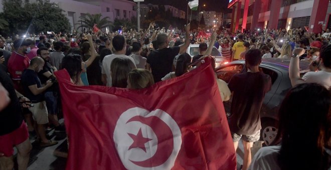 Punto y seguido - Los 5 motivos de Israel y el Golpe de Estado de Túnez