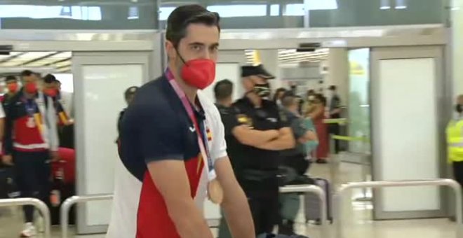Los deportistas olímpicos españoles aterrizan en Madrid
