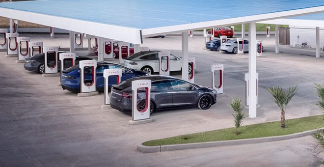 ¿Está Tesla reabriendo los Supercargadores a los coches recuperados? Los clientes informan