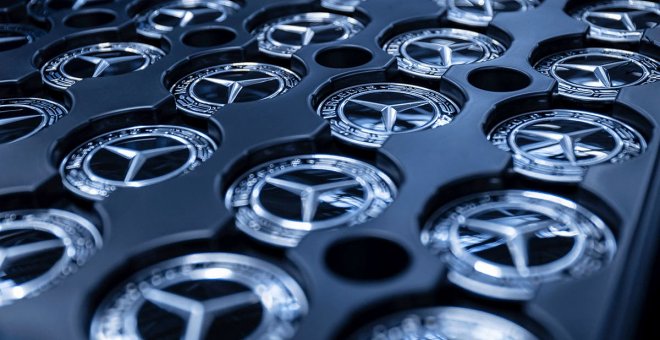 Mercedes intensifica su colaboración con el fabricante de baterías GROB-WERKE